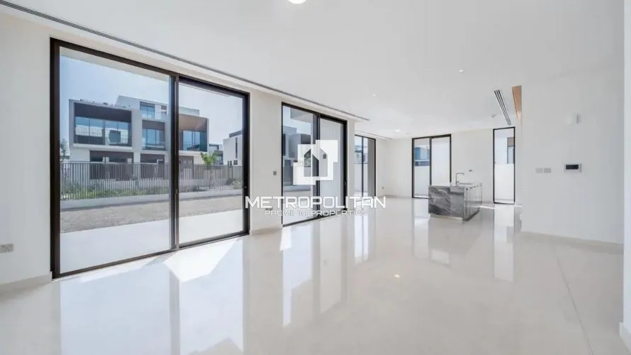 Villa de 5 chambres à Dubai Hills Estate, UAE No. 950