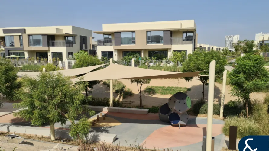 Villa de 4 chambres à Maple 2, UAE No. 1110 № 13