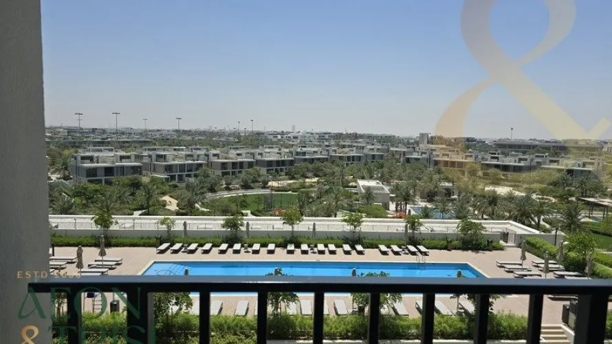 Appartement de 2 chambres à Golfville, UAE No. 732 № 1