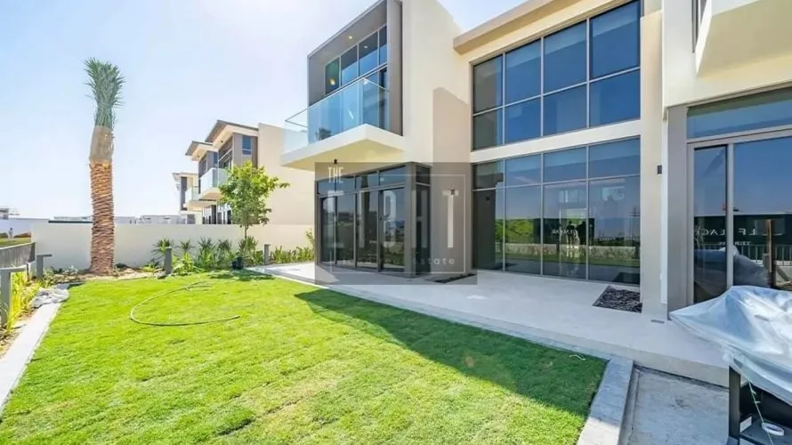 Villa de 6 chambres à Golf Place, UAE No. 107 № 5