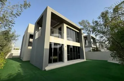 Villa de 4 chambres à Dubai Hills Estate, UAE No. 658