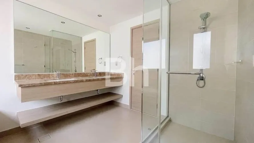 Villa de 4 chambres à Dubai Hills Estate, UAE No. 661