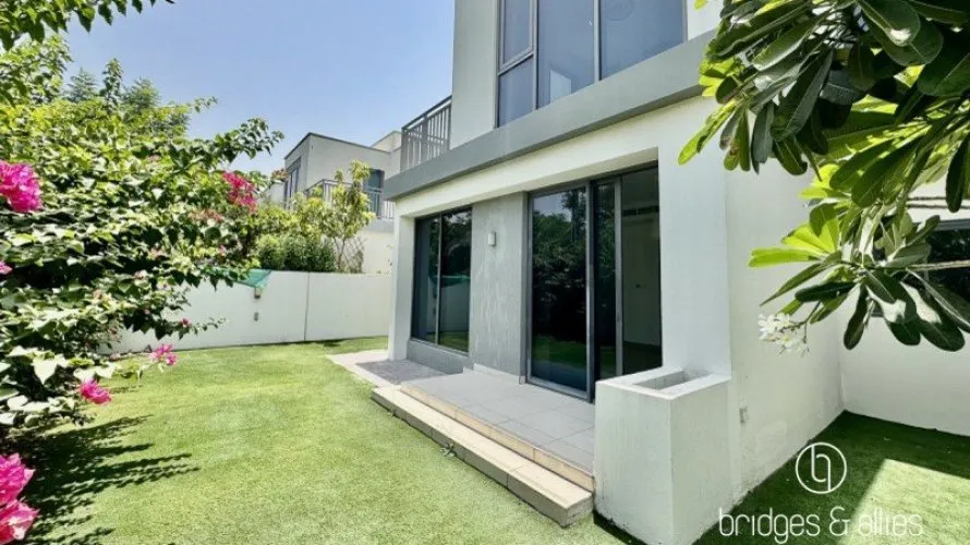 Villa de 4 chambres à Dubai Hills Estate, UAE No. 1148 № 5