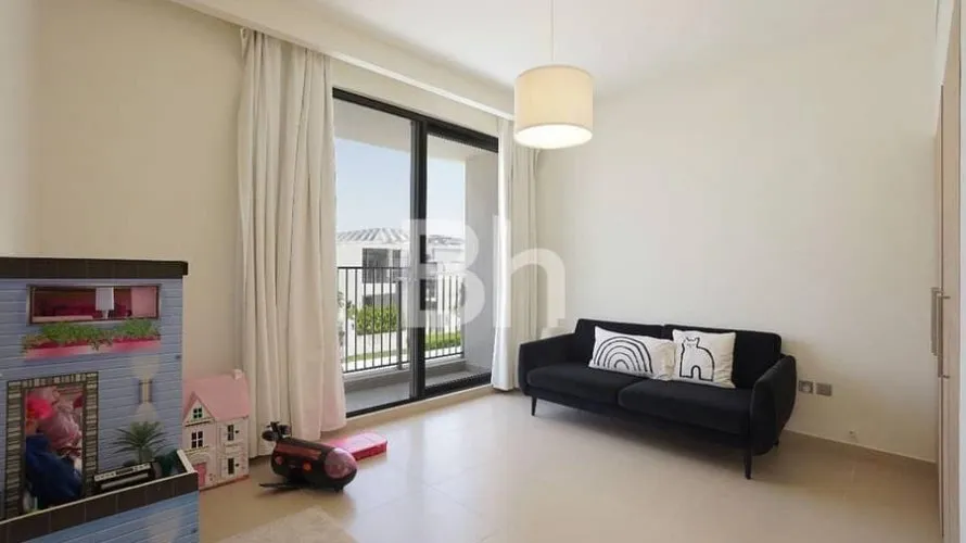 Villa de 3 chambres à Dubai Hills Estate, UAE No. 657 № 1