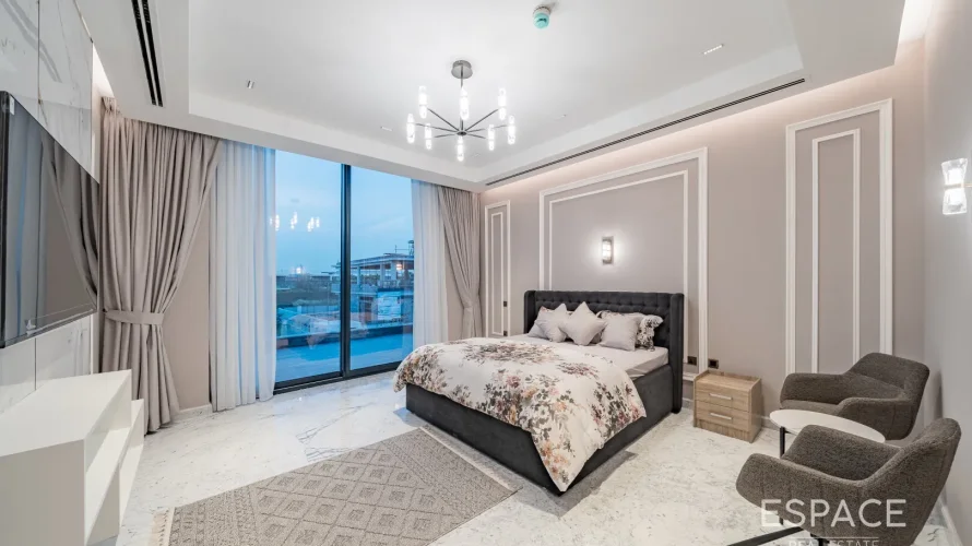 Villa de 6 chambres à Parkway Vistas, UAE No. 914 № 16