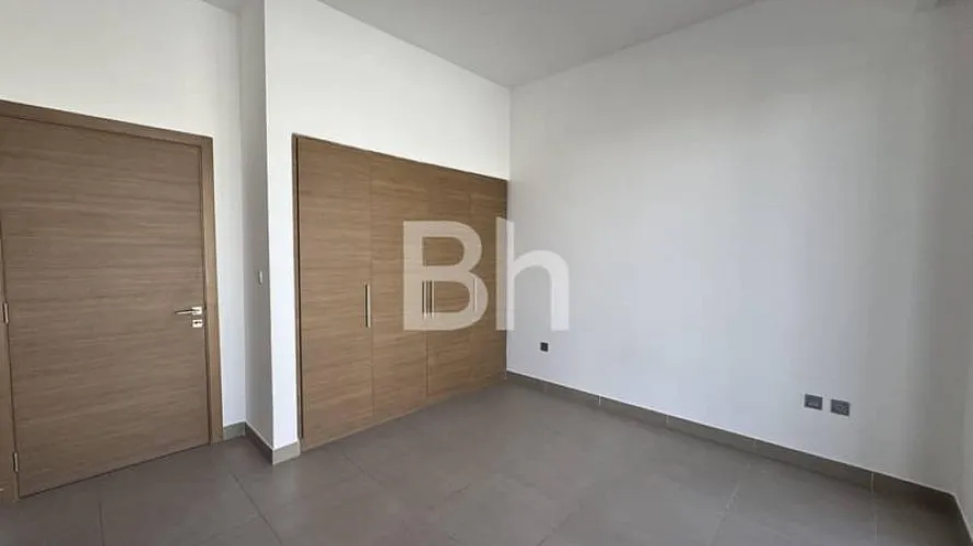 Villa de 4 chambres à Dubai Hills Estate, UAE No. 658 № 1