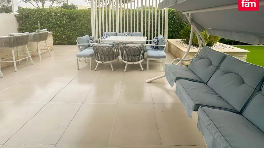 Villa de 4 chambres à Dubai Hills Estate, UAE No. 1038 № 9