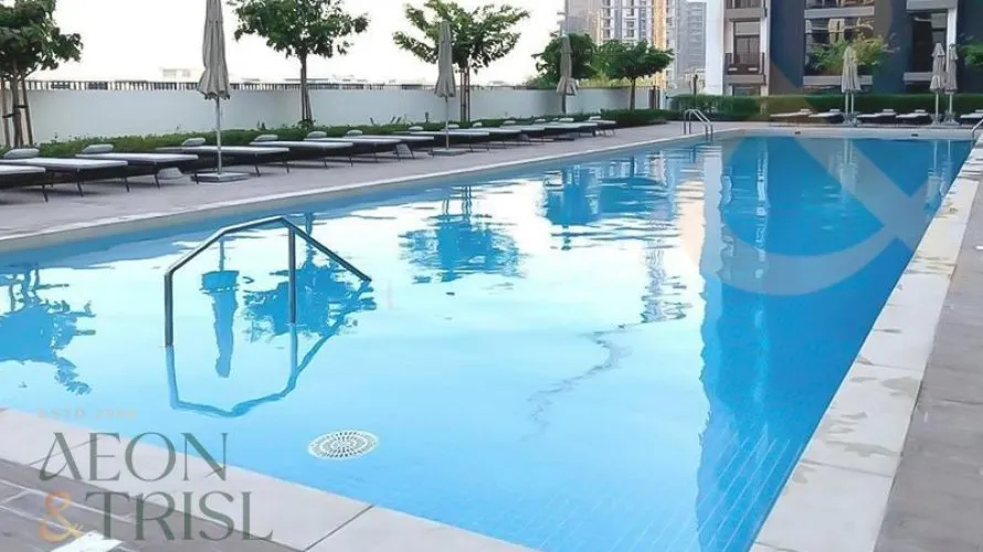 Appartement de 2 chambres à Golfville, UAE No. 705 № 1