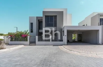 Villa de 5 chambres à Dubai Hills Estate, UAE No. 655