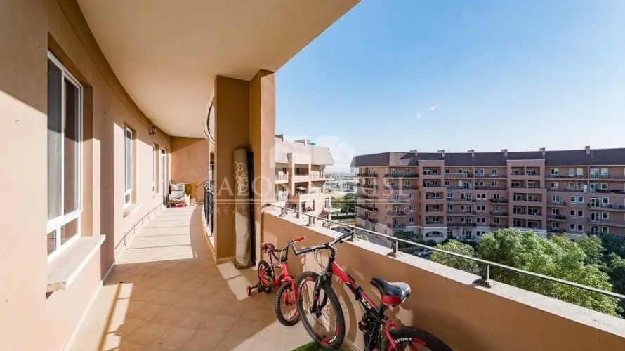 Appartement de 2 chambres à Golfville, UAE No. 738 № 3