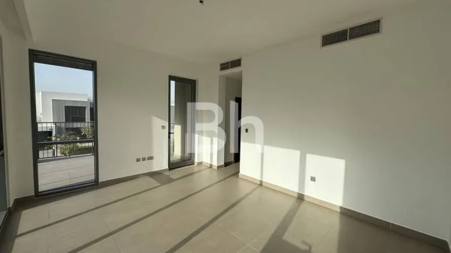 Villa de 4 chambres à Dubai Hills Estate, UAE No. 658