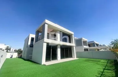 Villa de 4 chambres à Dubai Hills Estate, UAE No. 661