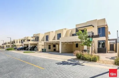 Maison de ville de 3 chambres à Dubai Hills Estate, UAE No. 1008