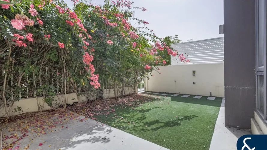Villa de 4 chambres à Maple at Dubai Hills Estate, UAE No. 1329