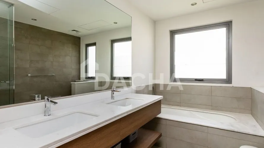 Villa de 4 chambres à Sidra Villas, UAE No. 1493 № 1