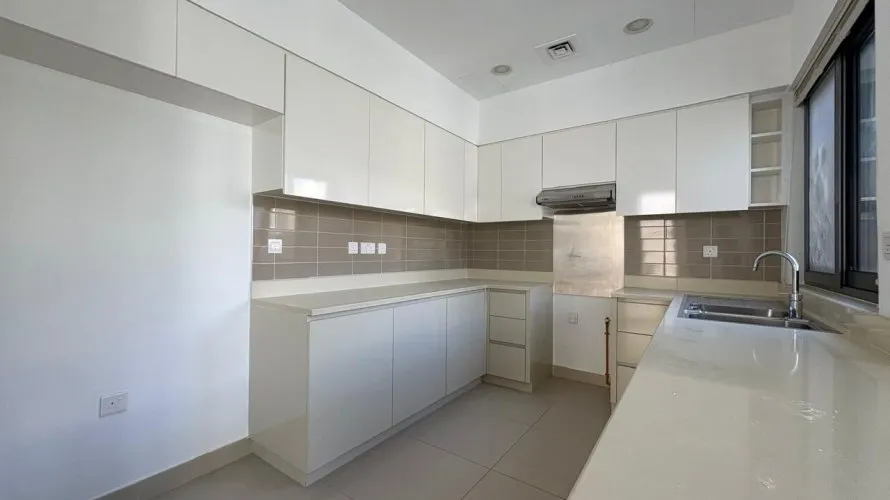 Villa de 4 chambres à Maple 1, UAE No. 2270 № 10