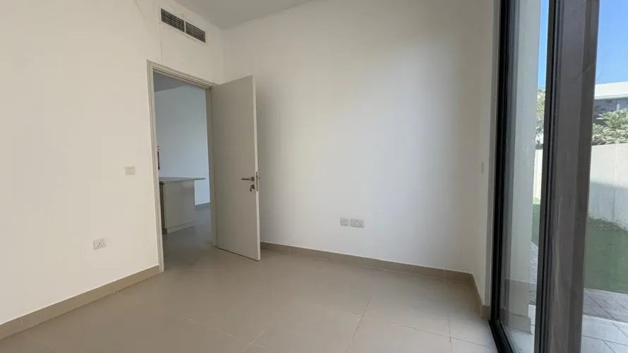 Villa de 4 chambres à Maple 1, UAE No. 2270 № 5