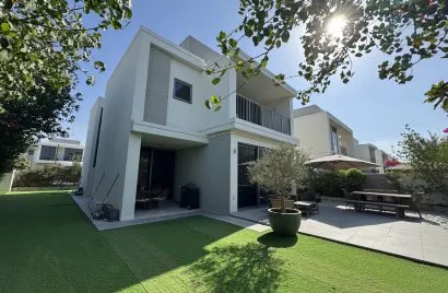 Villa de 3 chambres à Dubai Hills Estate, UAE No. 2276