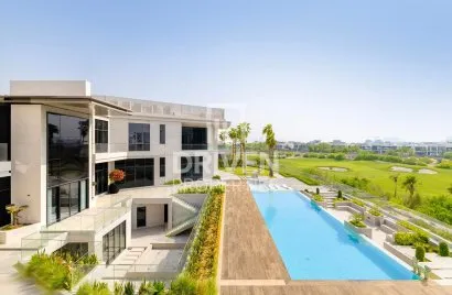 Villa de 3502.17m² à Dubai Hills View, UAE No. 2296
