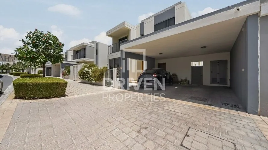 Villa de 4 chambres à Sidra Villas, UAE No. 2354 № 1