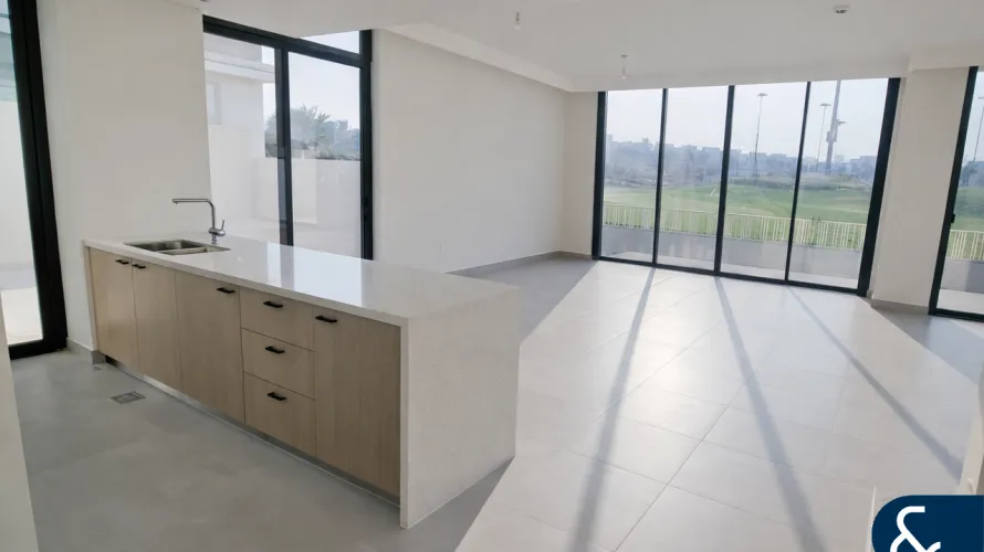 Вилла с 4 спальнями в  Club Villas at Dubai Hills, Дубай Хилс Эстейт, Дубай, ОАЭ №1169