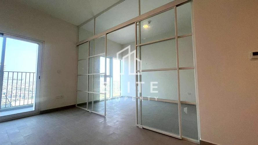 Квартира с 2 спальнями в  Golfville, Дубай Хилс Эстейт, Дубай, ОАЭ №1084 № 2