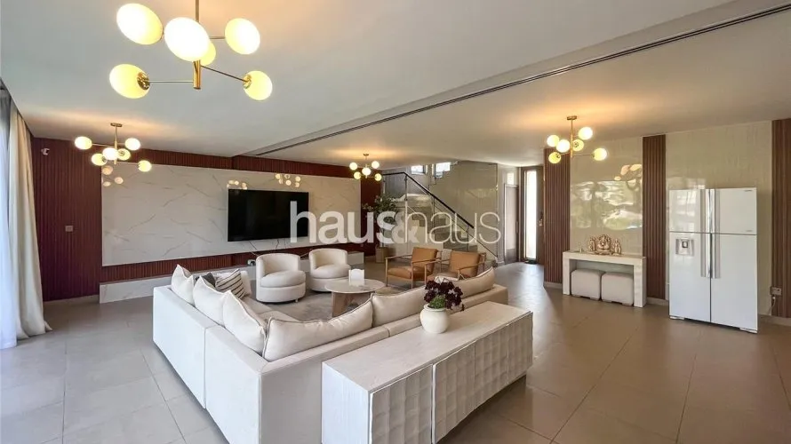 Вилла с 5 спальнями в  Sidra Villas, Дубай Хилс Эстейт, Дубай, ОАЭ №444 № 1