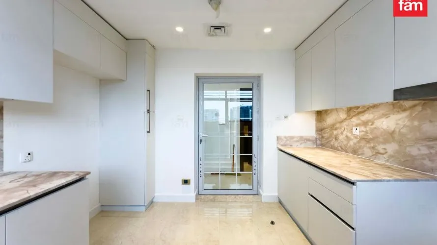 4 bedrooms apartment for sale , Dubai Hills Estate, Dubai, UAE No. 323 № 1